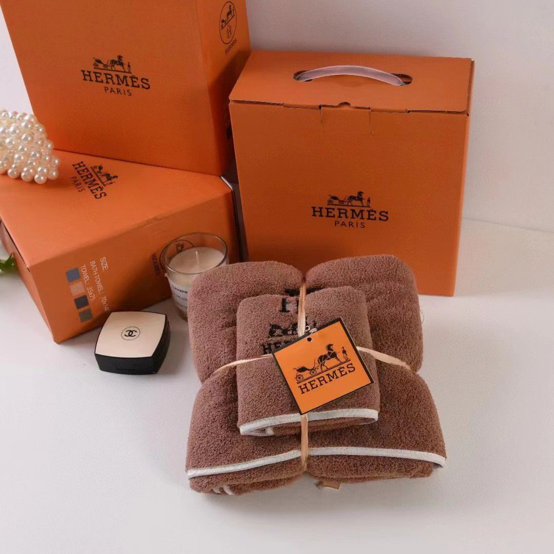 Premium Brand Towel - 2 Set