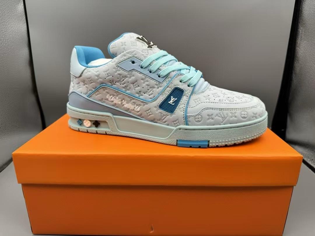 LOUIS VUITTON - LV TRAINER + Free Gift